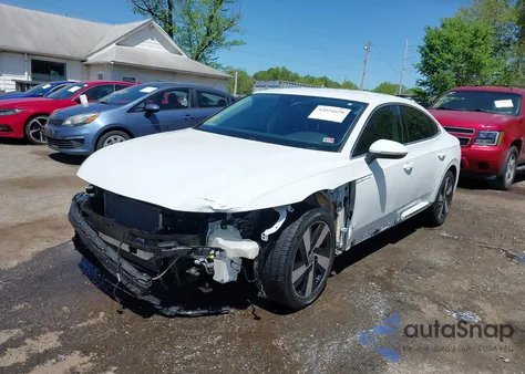 2021 Volkswagen Arteon 2.0T Se из США, поврежденный, VIN WVWAR7AN6ME013499